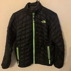 The North Face Boys M lightweight puffer jacket